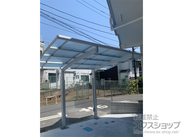 埼玉県和光市ののカーポート アリュース　積雪〜20cm対応＋着脱式サポート柱 施工例