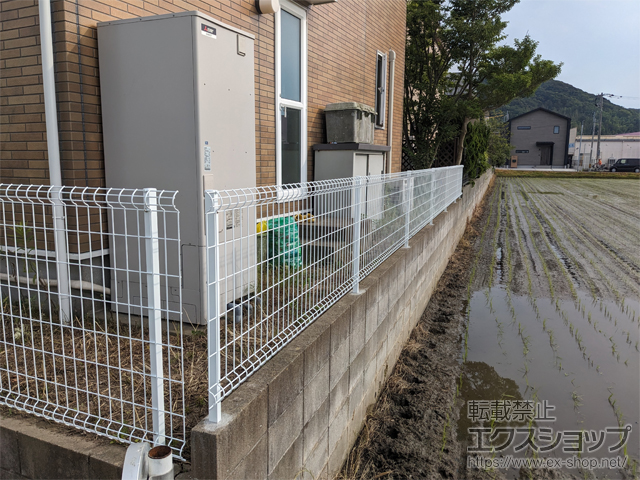 福岡県糸島市ののフェンス・柵 イーネットフェンスA1F型 自由柱タイプ 施工例