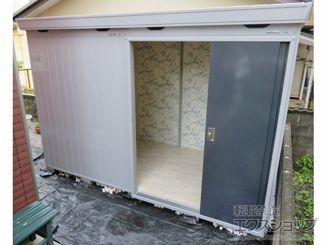 神奈川県海老名市のの物置・屋外倉庫 断熱材付物置 FORTAプラス 扉タイプ 一般型 3580×1790×2375 FP-3618HT-CG 施工例