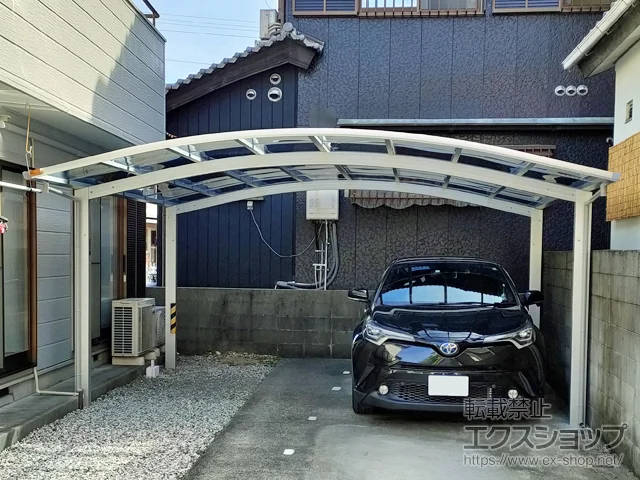 高知県高知市のYKKAPのカーポート アリュース ツイン　積雪～20cm対応 施工例