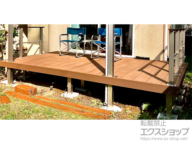 千葉県香取郡神崎町ののウッドデッキ リウッドデッキ 200＋ルシアスデッキフェンスB02型＜横格子1本タイプ＞ 施工例