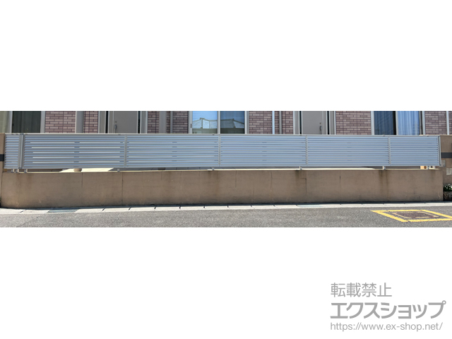 三重県津市ののフェンス・柵 ミエーネフェンス 目隠しルーバータイプ 自由柱施工 施工例