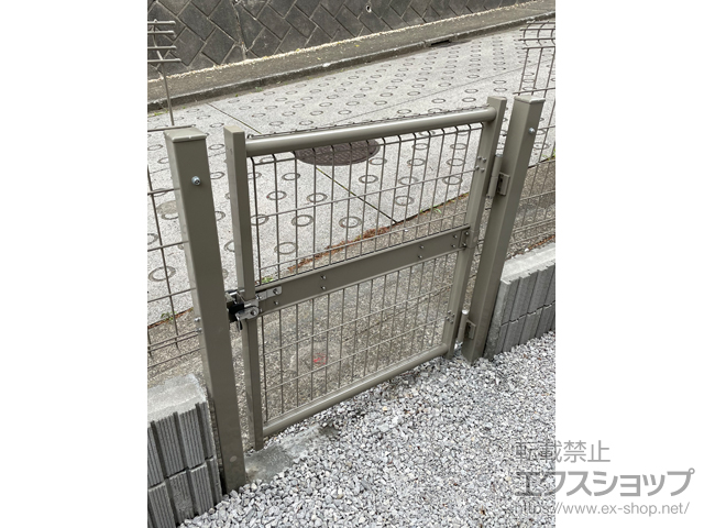 神奈川県横浜市のの門扉 ハイグリッド門扉N8型 片開き　柱使用 施工例