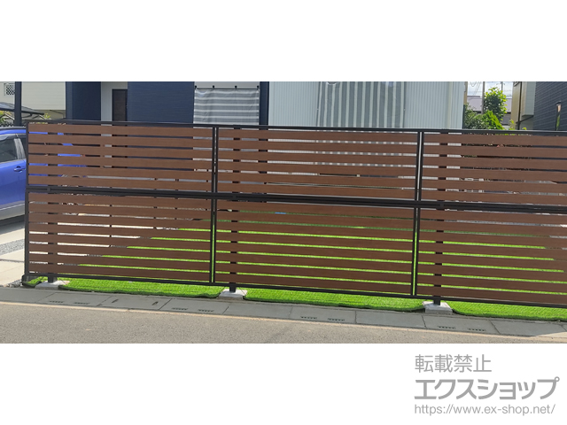 埼玉県久喜市ののフェンス・柵 モクアルフェンス 横板タイプ 2段支柱 自立建て用 施工例