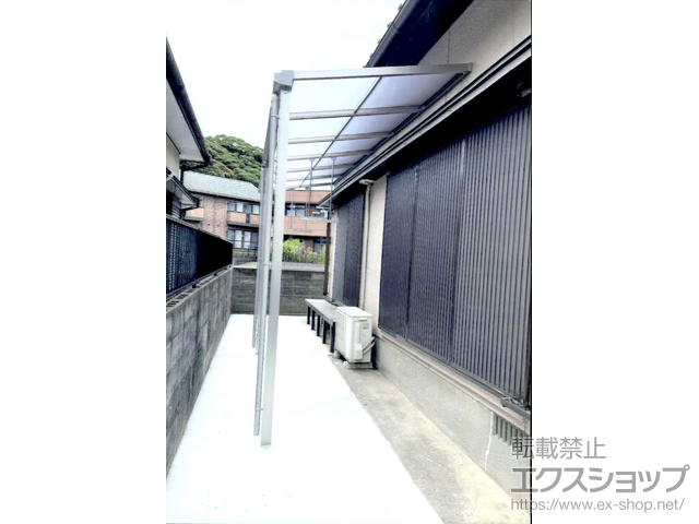 福岡県北九州市ののテラス屋根 プレシオステラスII F型 テラスタイプ 連棟 積雪〜20cm対応＋吊り下げ式物干し 施工例