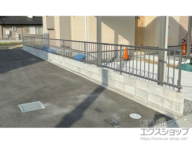 滋賀県湖南市ののフェンス・柵 ミエッタフェンス 防犯たて格子タイプ　自由柱施工 施工例