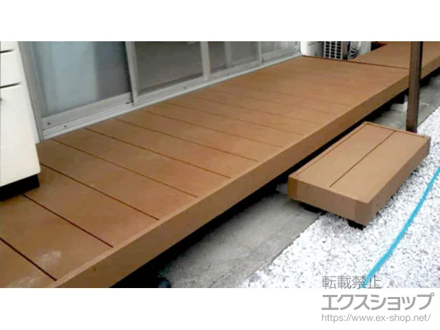 宮崎県宮崎市のYKKAPのウッドデッキ リウッドデッキ 200＋独立式リウッドステップ2型 施工例