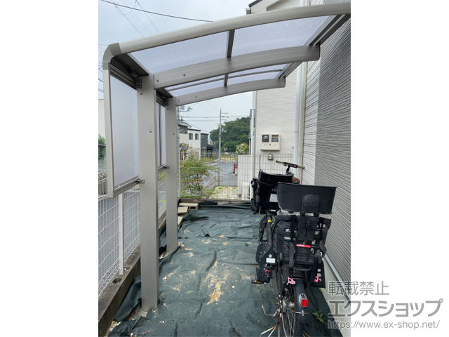 奈良県香芝市ののサイクルポート・駐輪場 プレシオスポート ミニ 積雪〜20cm対応＋サイドパネル 施工例