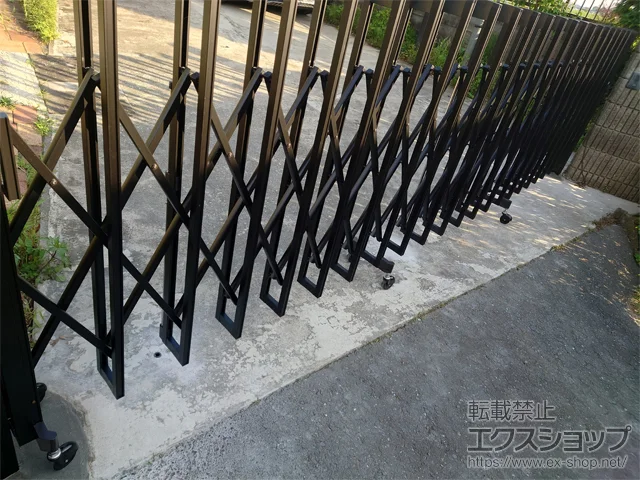 埼玉県横浜市のLIXIL リクシル(TOEX)のカーゲート アルシャインII M型 Aタイプ ノンレール 片開き *470S 施工例