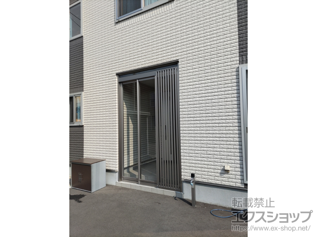 北海道函館市のLIXIL リクシル（トステム）の風除室 ツインガードIII ランマ付 Iタイプ 施工例