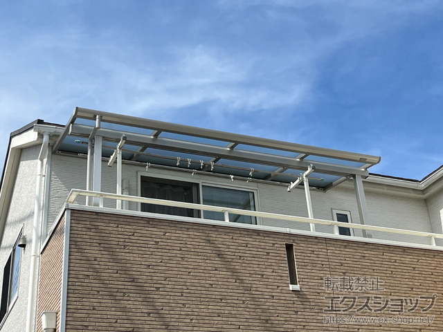 奈良県奈良市ののバルコニー・ベランダ屋根 ソラリア F型 屋根タイプ 単体 積雪〜20cm対応 施工例