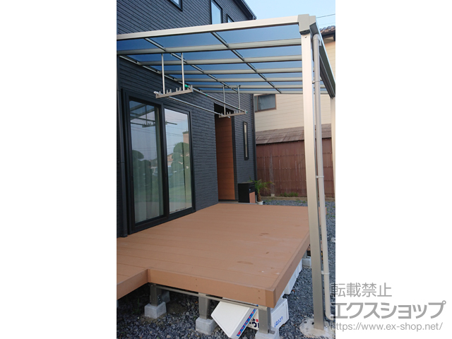 茨城県ひたちなか市ののテラス屋根 ソラリア F型 テラスタイプ 単体 積雪〜20cm対応＋吊り下げ式固定物干し 施工例