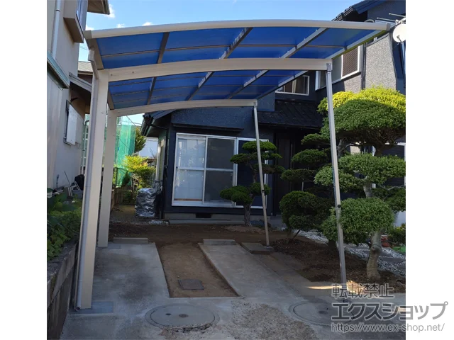 茨城県つくば市のValue Selectのカーポート プレシオスポート 積雪～20cm対応＋着脱式サポート柱 施工例