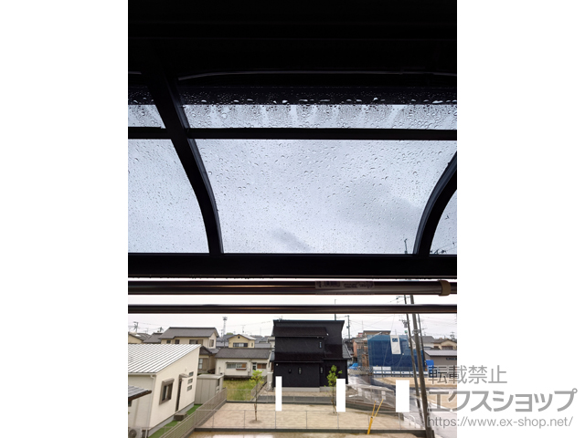 佐賀県佐賀市ののバルコニー・ベランダ屋根 ソラリア R型 ルーフタイプ 単体 積雪〜20cm対応＋吊り下げ式固定物干し 施工例