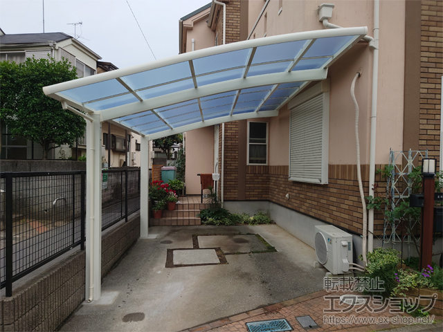 東京都練馬区ののカーポート ネスカR (ラウンドスタイル) 積雪〜20cm対応 施工例