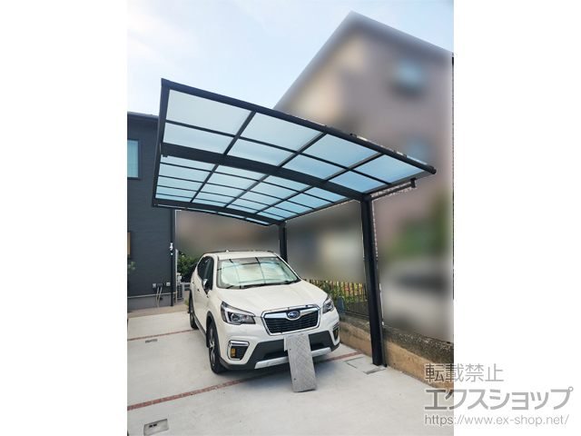 神奈川県横浜市ののカーポート アリュース　積雪〜20cm対応＋着脱式サポート柱 施工例