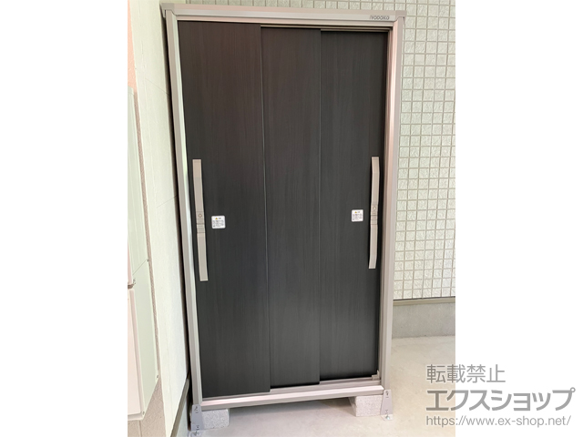 東京都足立区のの物置・屋外倉庫 エスモ 一般型 1065×774×1913（ESF-1007A） ESF-1007A-WE 施工例