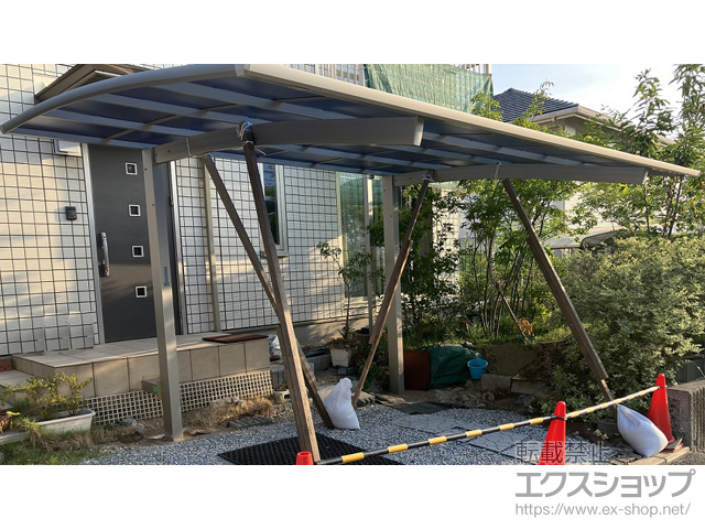 広島県福山市ののカーポート アリュースRE 前下がり 積雪〜20cm対応 施工例
