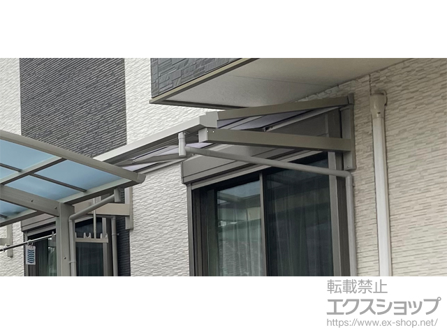 三重県桑名市ののバルコニー・ベランダ屋根 ソラリア F型 ルーフタイプ 連棟 積雪〜20cm対応 施工例