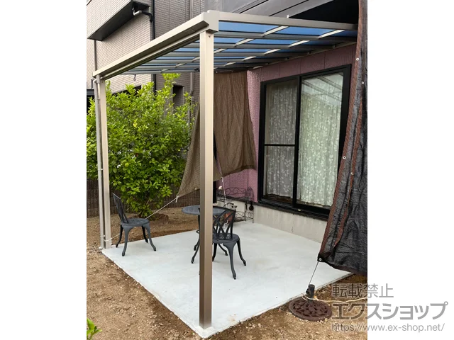 香川県坂出市のYKKAPのテラス屋根 ソラリア F型 テラスタイプ 単体 積雪～20cm対応 施工例