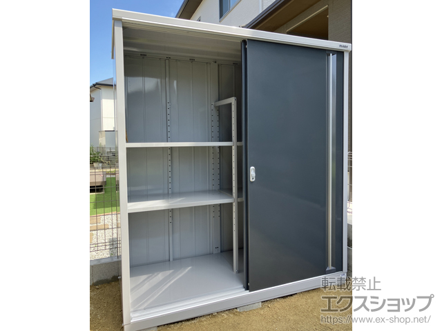奈良県奈良市のの物置・屋外倉庫 シンプリー 一般型 1740×755×1903（MJX-177E） MJX-177E-CG 施工例