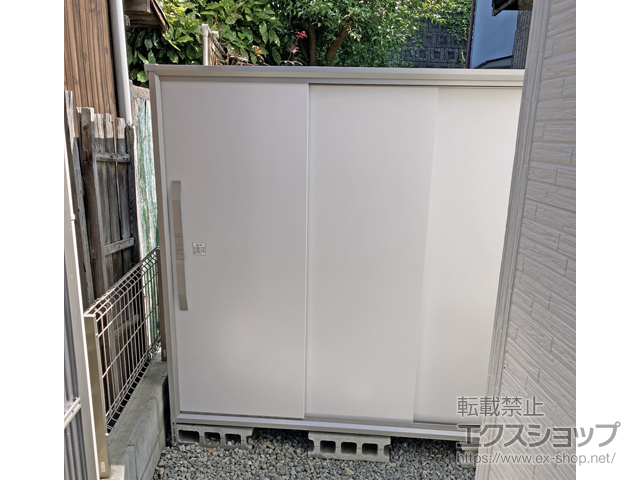 兵庫県姫路市のの物置・屋外倉庫 エスモ 一般型 1800×537×1614 ESF-1805D-TW 施工例