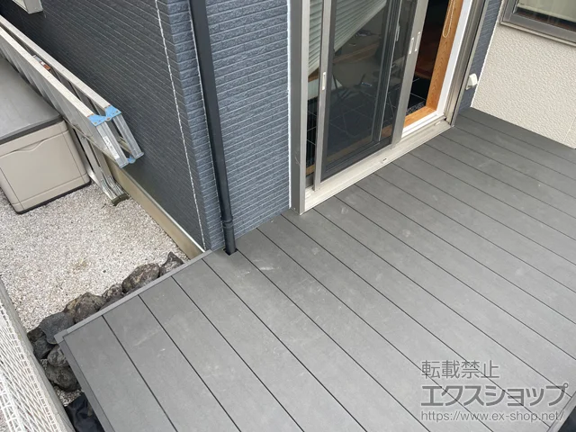 ��ʌ��������܎s��YKKAP�̃E�b�h�f�b�L ���E�b�h�f�b�L 200 �{�H��