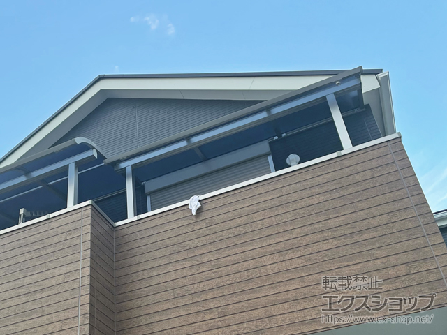 兵庫県加古川市ののバルコニー・ベランダ屋根 ソラリア R型 屋根タイプ 単体 積雪〜20cm対応［外観右側設置］ 施工例