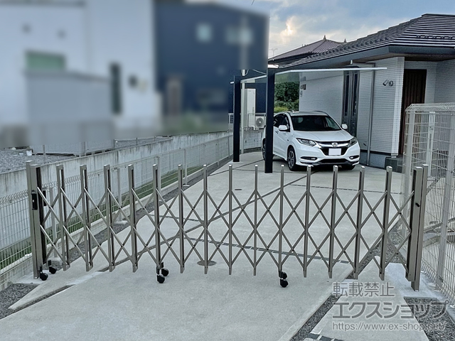 栃木県大田原市ののカーゲート トリップゲートII 2型 スタンダード ノンレール 片開き　40S 施工例