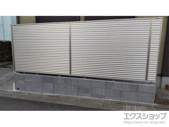 東京都品川区ののフェンス・柵 シンプレオフェンス13F型 横ルーバー 自由柱施工 施工例
