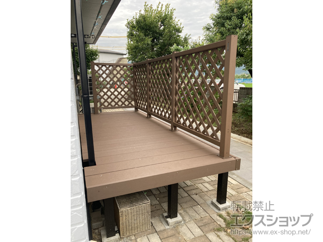 長野県長野市ののウッドデッキ リウッドデッキ 200＋ リウッドデッキフェンス2型＜ラチス格子＞ 施工例