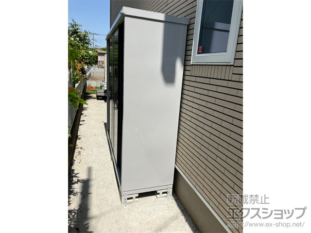 東京都福生市のの物置・屋外倉庫 シンプリー 一般型 2160×615×1903 MJX-216E-P-CG 施工例