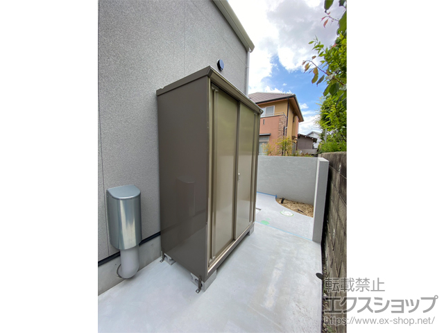 大阪府堺市のの物置・屋外倉庫 ナイソーシスター　1320×720×1903 KMW-137E-P-NG 施工例