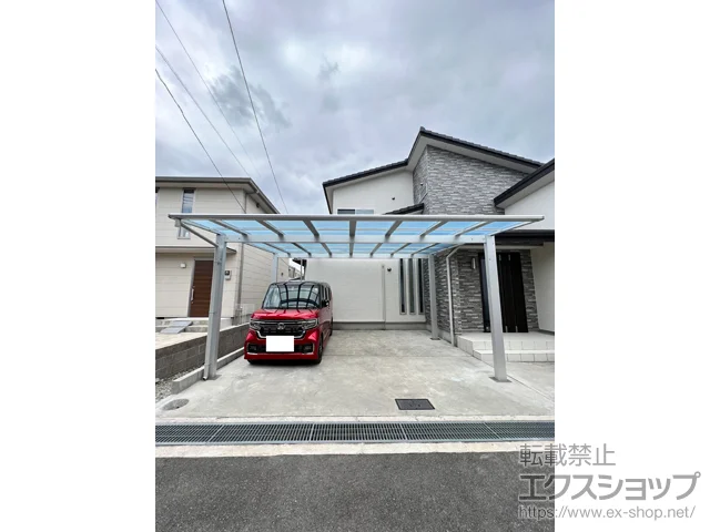 大阪府箕面市のYKKAPのカーポート エフルージュ ツイン FIRST 積雪～20cm対応 施工例