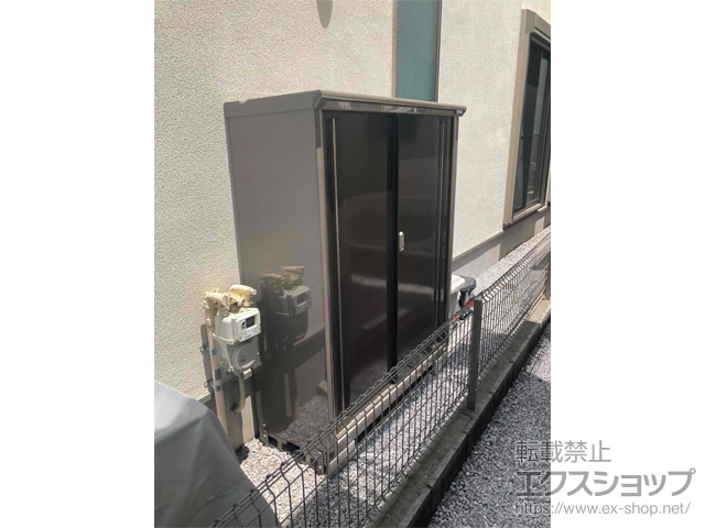東京都世田谷区のの物置・屋外倉庫 ナイソーシスター　1320×480×1603（KMW-135D） KMW-135D-CB 施工例