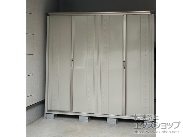 東京都練馬区のの物置・屋外倉庫 グランプレステージジャンプ 2247×750×2100 GP-227H-F-MW 施工例