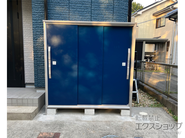 岐阜県可児市のの物置・屋外倉庫 エスモ 一般型 1650×537×1614 ESF-1605D-DO＋別売棚 施工例
