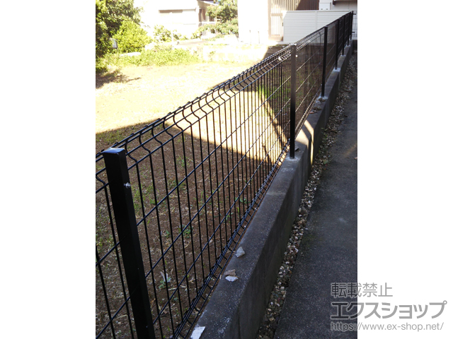 神奈川県三浦市ののフェンス・柵 イーネットフェンス 3F型　自由柱施工 施工例