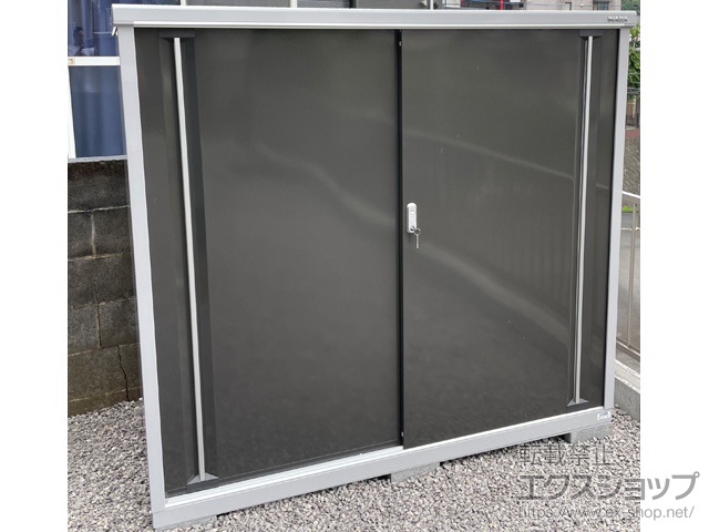 神奈川県秦野市のの物置・屋外倉庫 シンプリー 一般型 1740×905×1603（MJX-179D） MJX-179D-EB 施工例