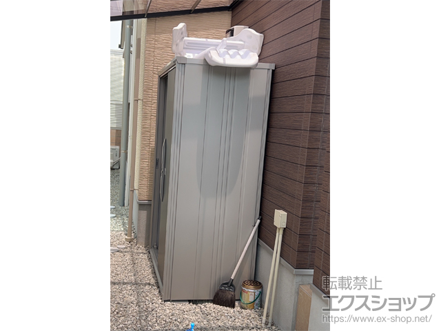 兵庫県加古川市のの物置・屋外倉庫 エスモ 一般型 1350×774×1913 ESF-1307A-【WE】 施工例
