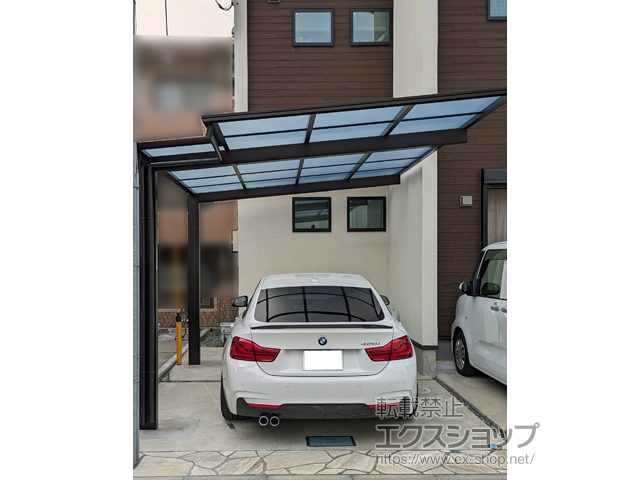 神奈川県平塚市ののカーポート エフルージュZ FIRST 積雪〜25cm対応＋エフルージュZ FIRST 変形敷地対応セット 施工例