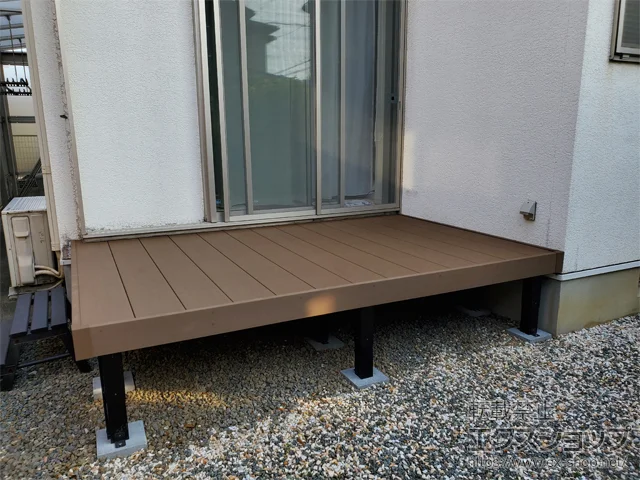 ���{�ݘa�c�s��YKKAP�̃E�b�h�f�b�L ���E�b�h�f�b�L 200 �{�H��