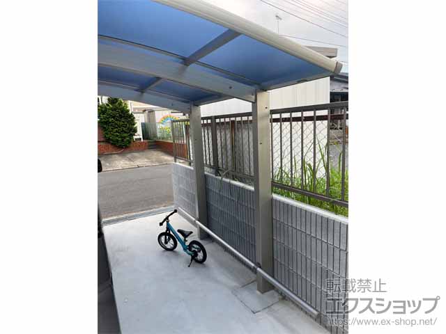 茨城県稲敷郡阿見町ののサイクルポート・駐輪場 プレシオスポート ミニ 積雪〜20cm対応＋車止めバー 施工例