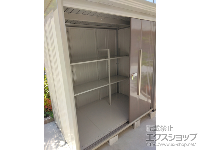 東京都足立区のの物置・屋外倉庫 Mr.ストックマンダンディ 一般型 2016×1222×2110 ND-2012-B 施工例