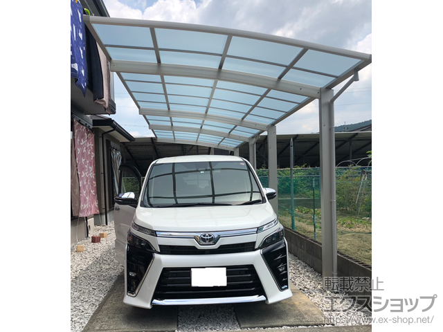 山口県岩国市ののカーポート アリュース 縦連棟　積雪〜20cm対応 施工例