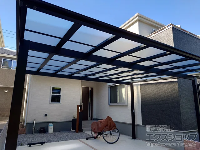 埼玉県さいたま市のLIXIL(リクシル)のカーポート ネスカF (フラットスタイル) ワイド 積雪～20cm対応 施工例