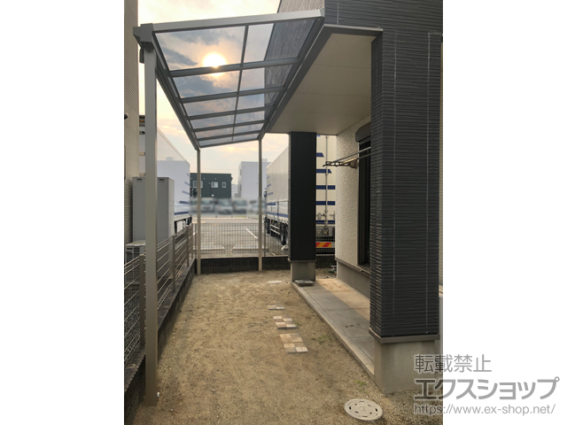 福岡県久留米市ののテラス屋根 ソラリア F型 テラスタイプ 単体 積雪〜20cm対応 施工例