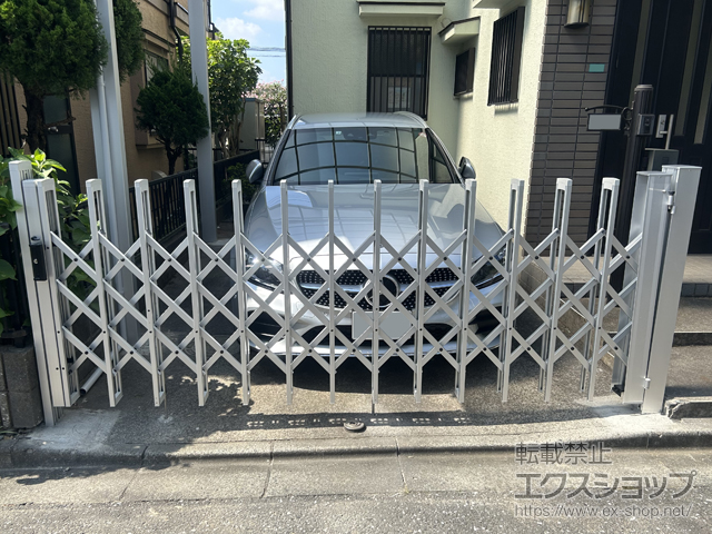 東京都小平市ののカーゲート トリップゲートII N型 ノンキャスター 片開き 32S 施工例