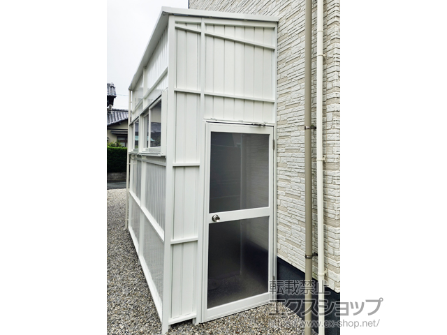 静岡県浜松市ののストックヤード オイトック アルミパネル囲い 両ドアタイプ 単体 積雪〜20ｃｍ対応 施工例