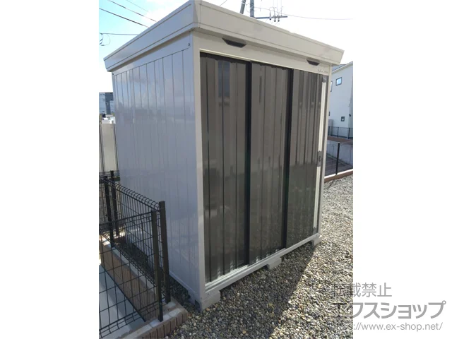 茨城県つくば市のイナバの物置・収納・屋外倉庫 FORTA 一般型 1790×1530×2085（FS-1815S） FS-1815S-EB 施工例